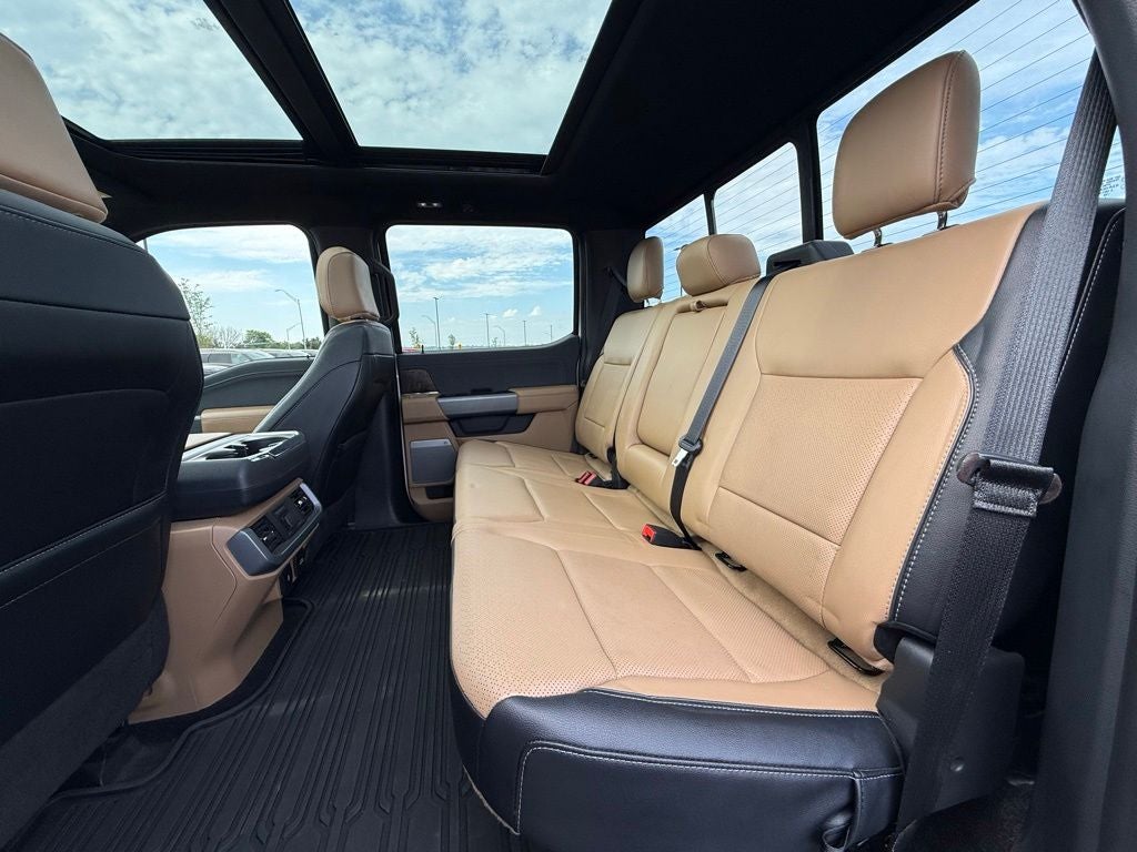 2022 Ford F-150 Lariat EQUIPMENT GROUP 502A