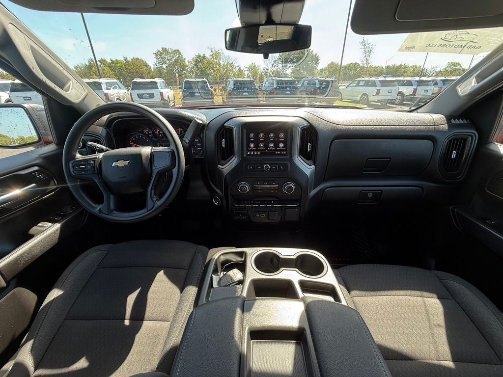 2025 Chevrolet Silverado 1500 Custom