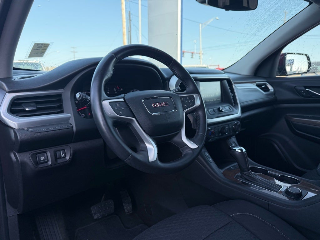 2017 GMC Acadia SLE-2