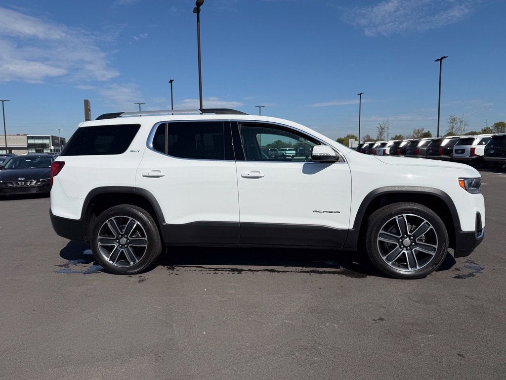 2021 GMC Acadia SLT