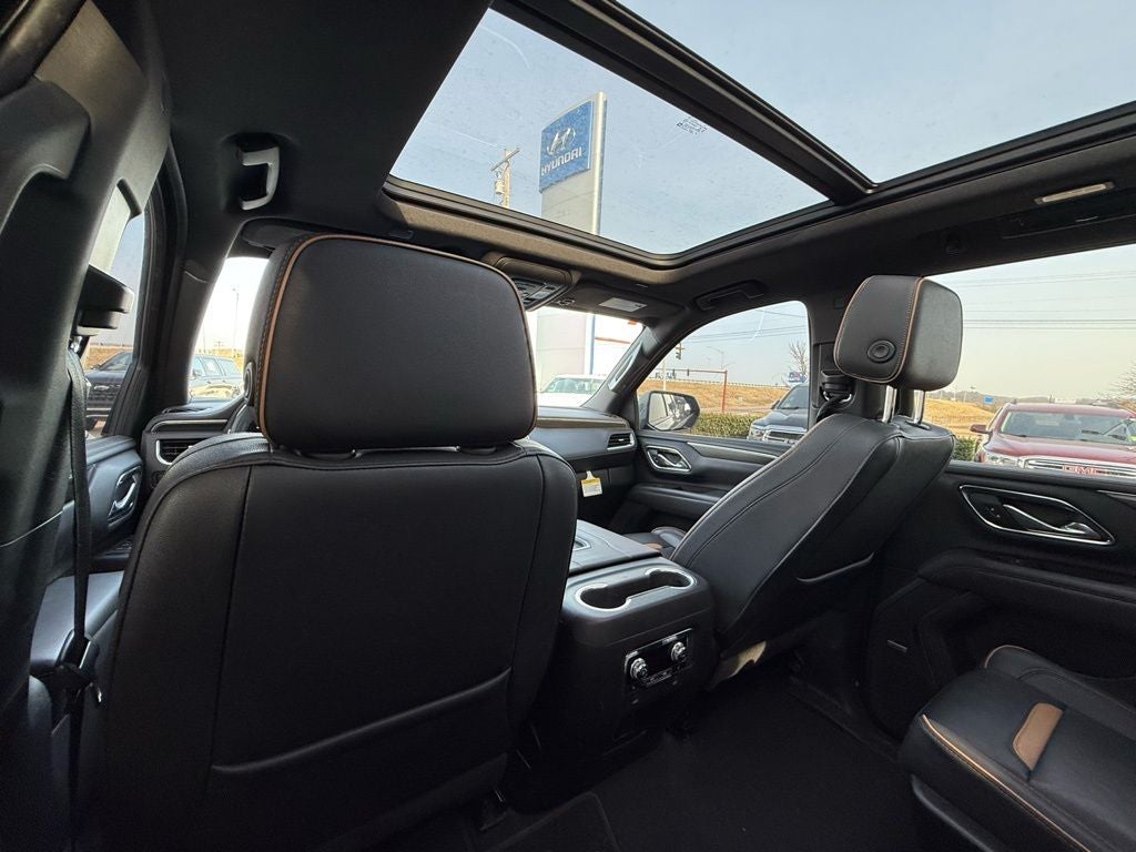 2023 GMC Yukon AT4 TECH PACK,PANO ROOF