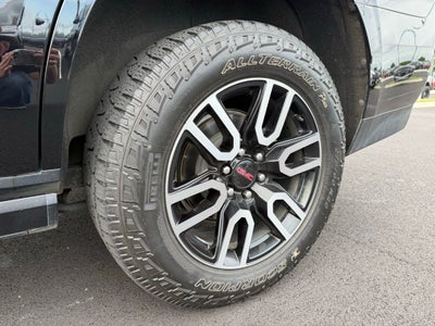2022 GMC Yukon AT4