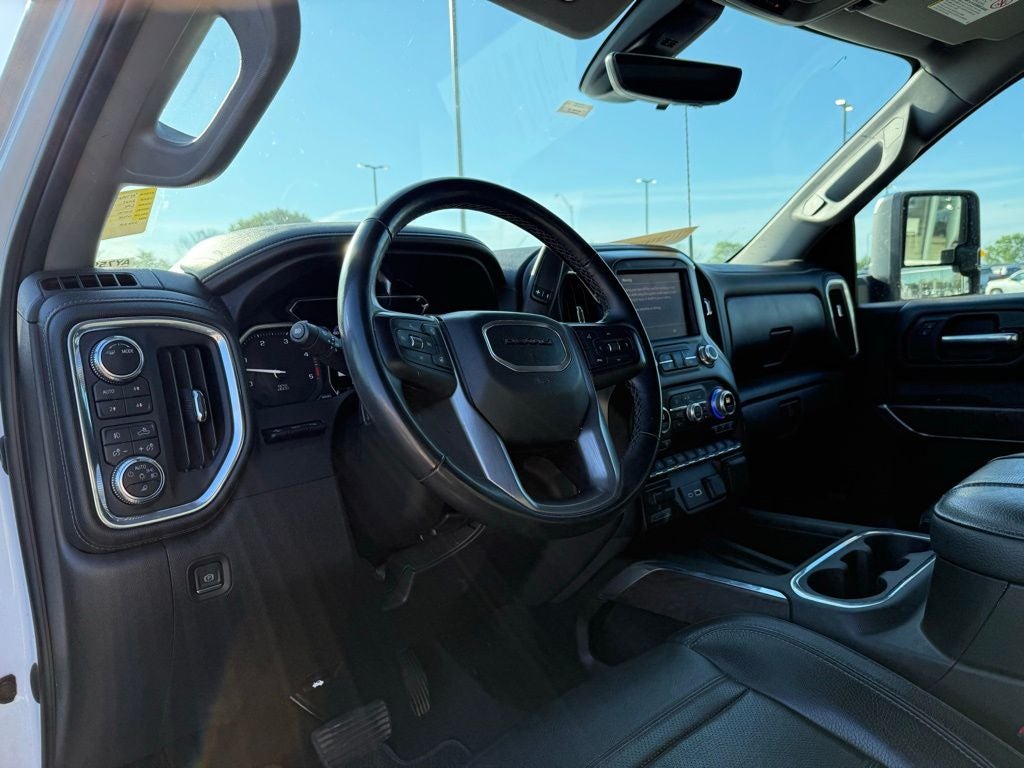 2023 GMC Sierra 2500HD Denali