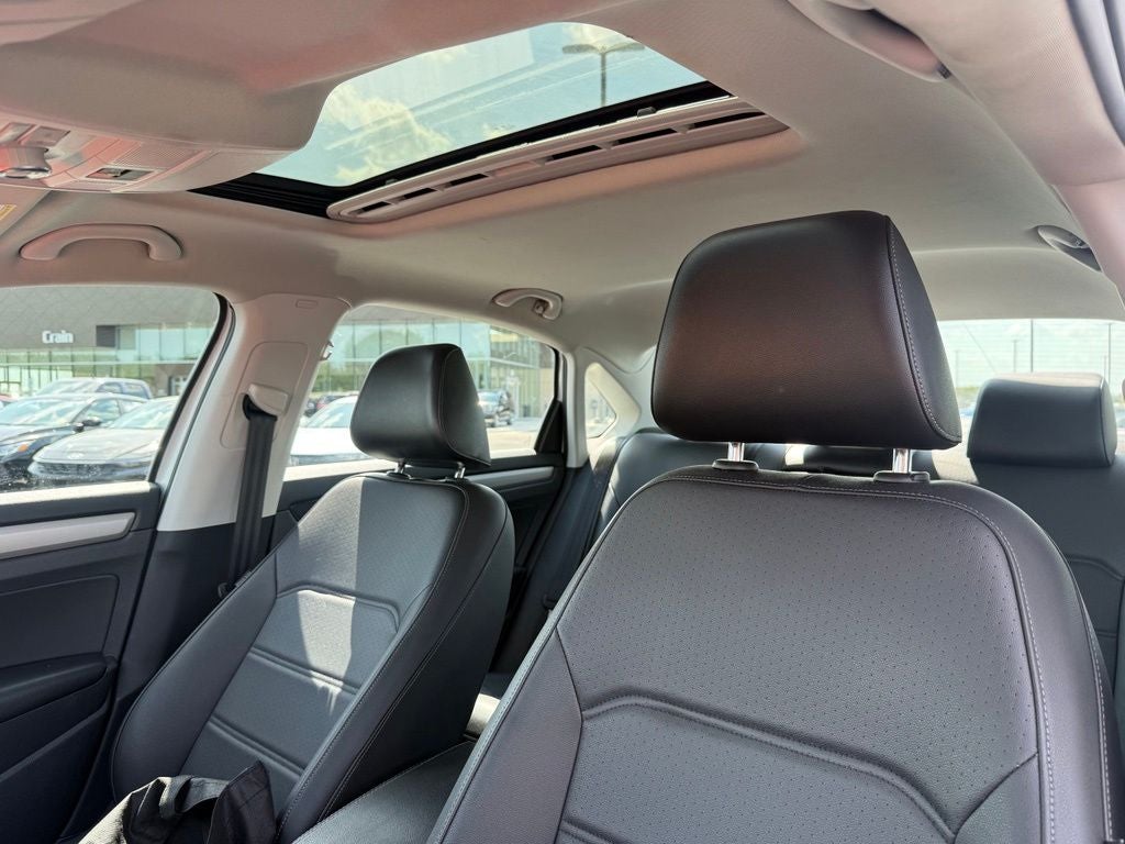 2022 Volkswagen Passat 2.0T SE