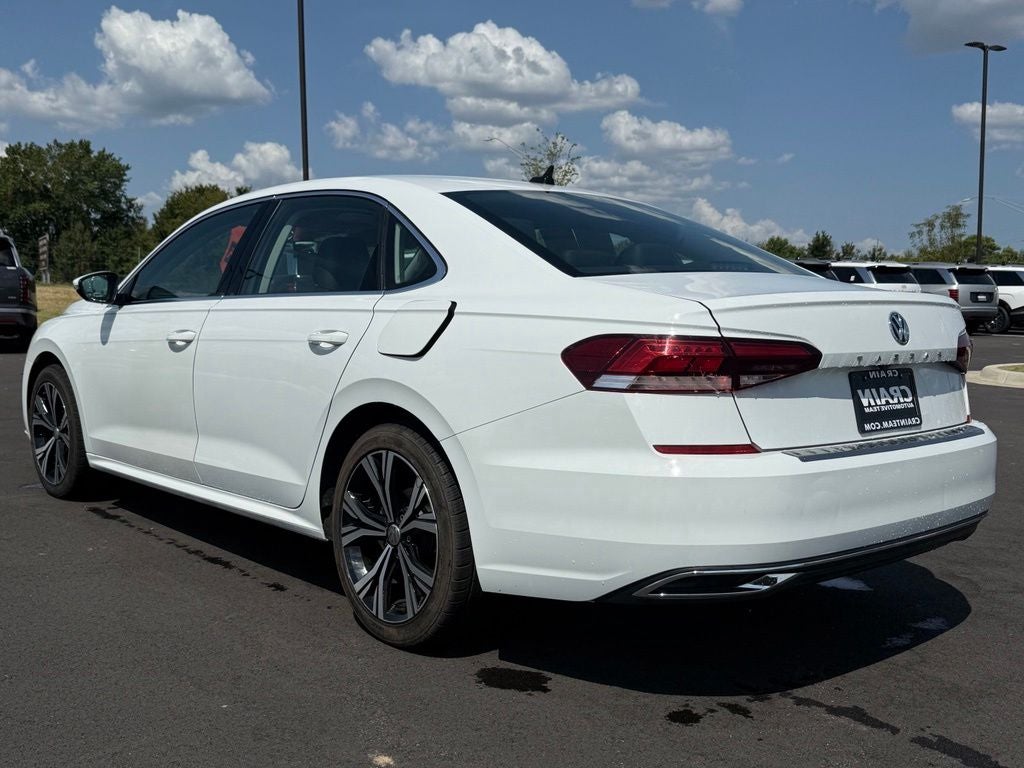 2022 Volkswagen Passat 2.0T SE