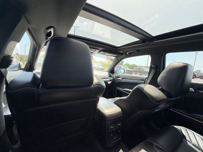 2023 Chrysler 300 C