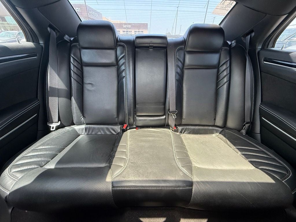 2023 Chrysler 300 C