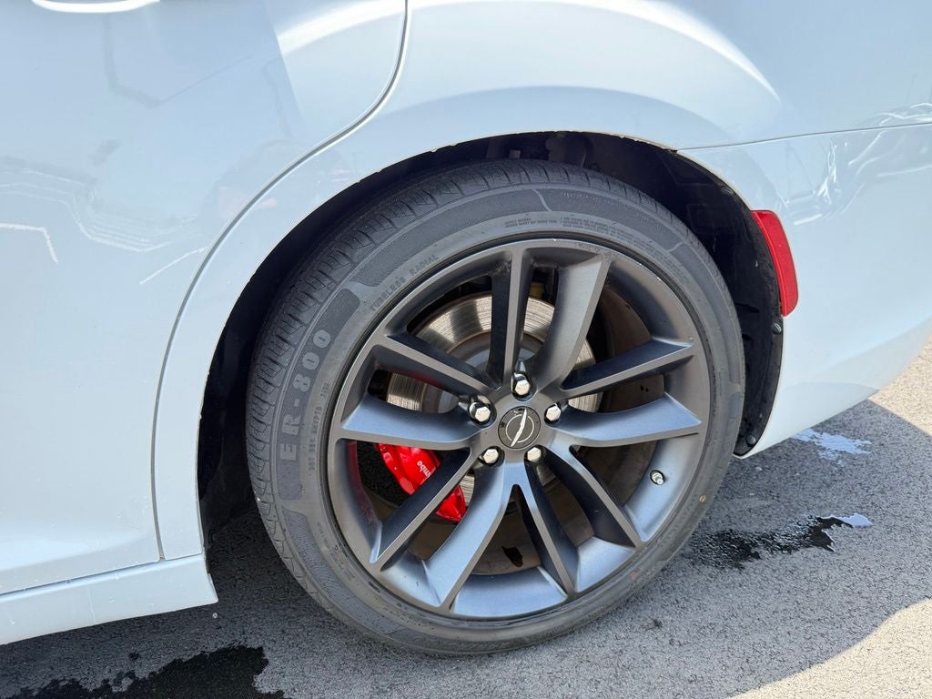 2023 Chrysler 300 C