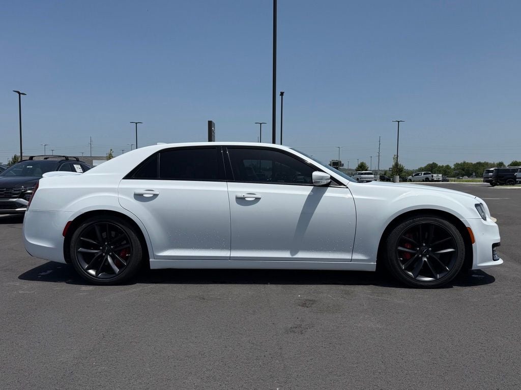2023 Chrysler 300 C