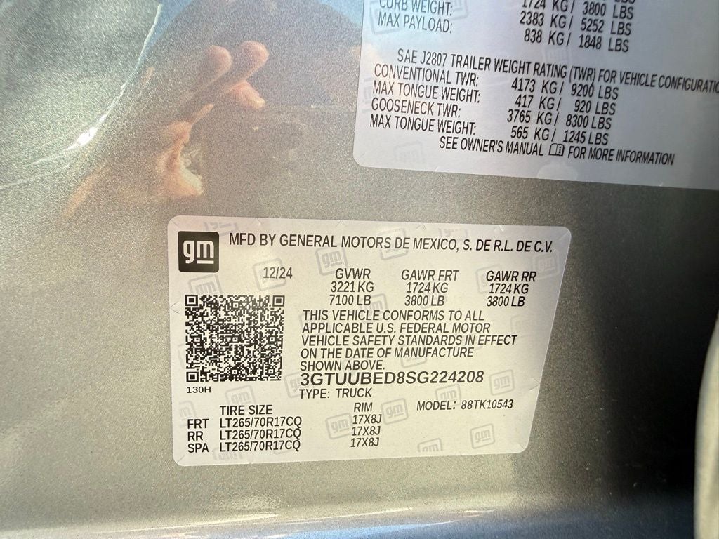 2025 GMC Sierra 1500 SLE