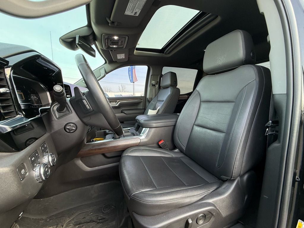 2024 GMC Sierra 1500 SLT