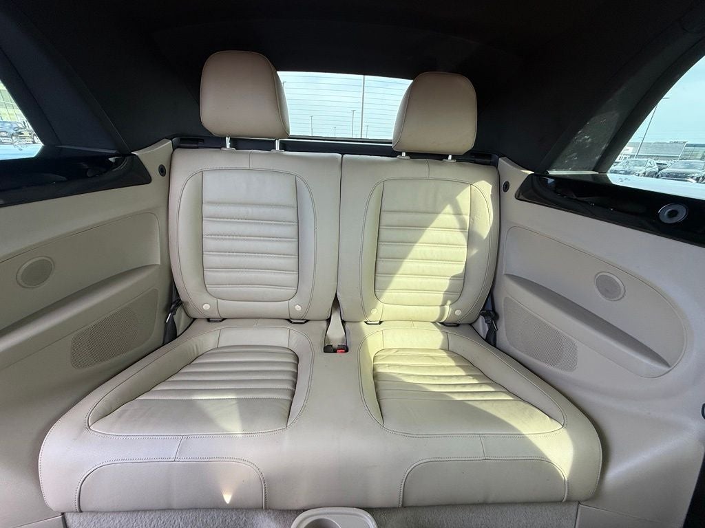 2013 Volkswagen Beetle 2.0 TSi