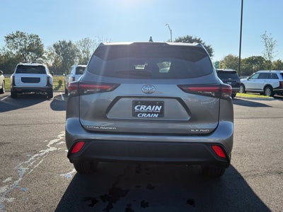 2025 Toyota Highlander XLE