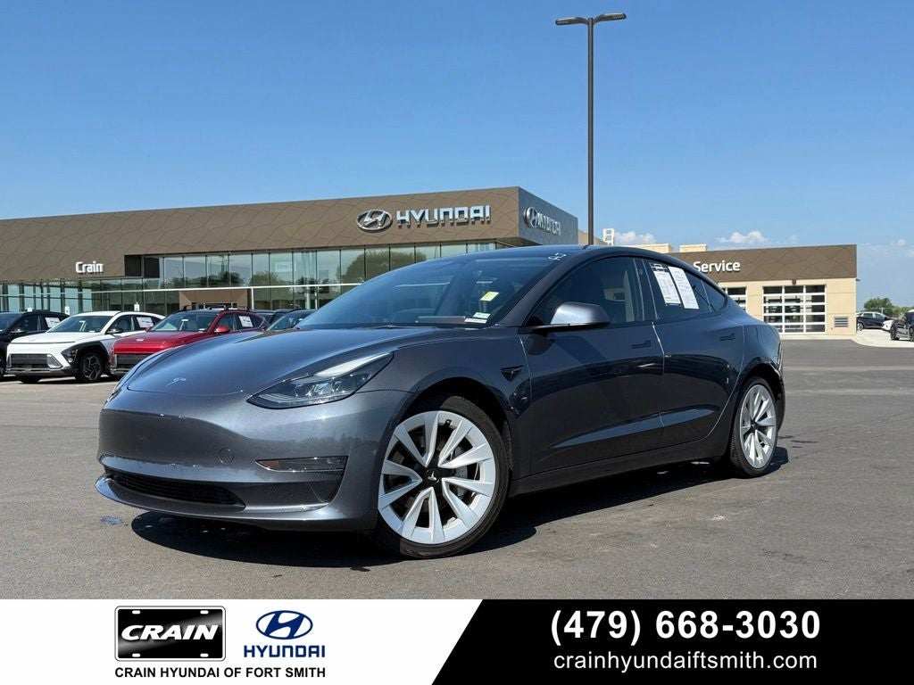 2023 Tesla Model 3 Base