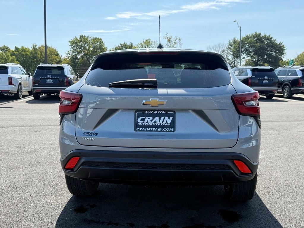 2025 Chevrolet Trax LS
