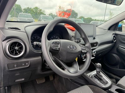 2022 Hyundai Kona SE