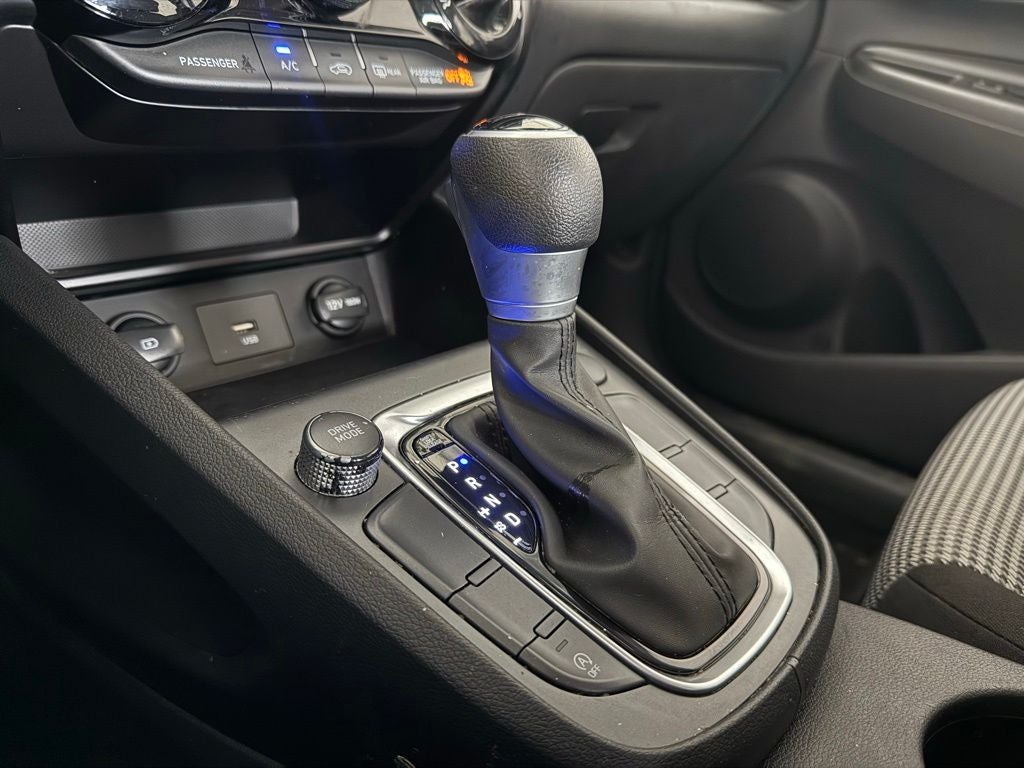 2022 Hyundai Kona SE