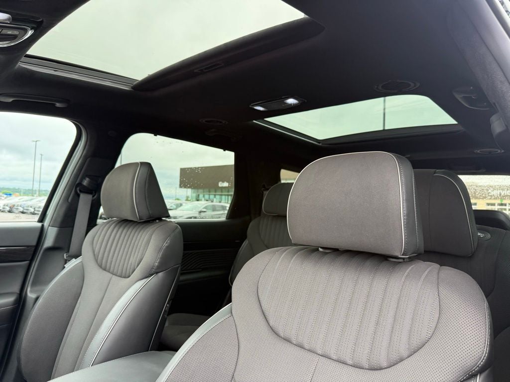 2025 Hyundai Palisade Calligraphy Night Edition cpo eligible