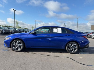 2025 Hyundai Elantra SEL Sport