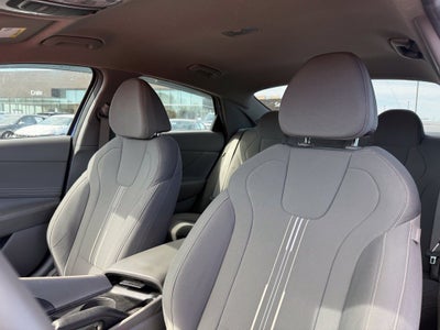 2025 Hyundai Elantra SEL Sport CPO Eligible