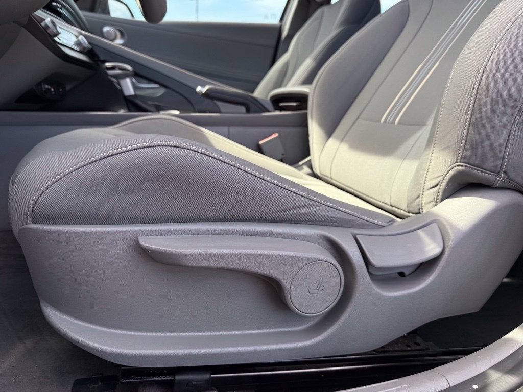 2025 Hyundai Elantra SEL Sport CPO Eligible