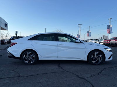 2024 Hyundai Elantra SEL 1 OWNER CLEAN CAR FAX