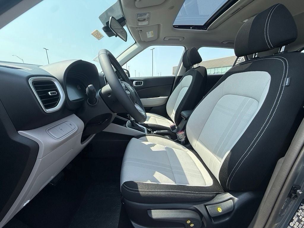 2025 Hyundai Venue SEL CPO ELIGIBLE