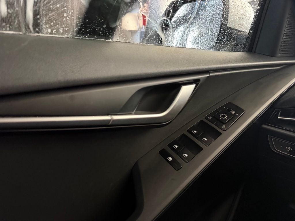 2025 Kia Niro LX