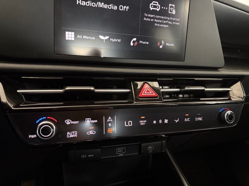 2025 Kia Niro LX