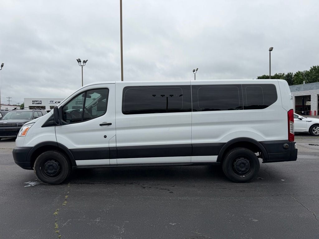 2019 Ford Transit-350 XLT 15 Passenger / Clean Carfax / Low Miles