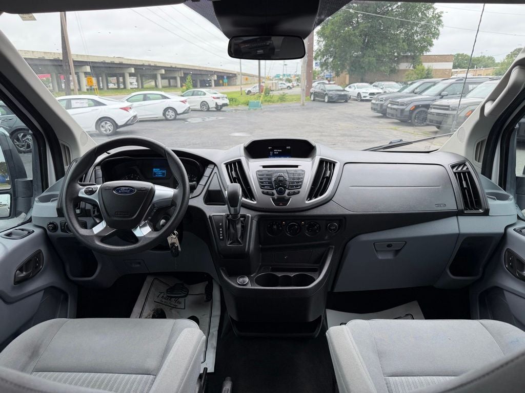 2019 Ford Transit-350 XLT 15 Passenger / Clean Carfax / Low Miles