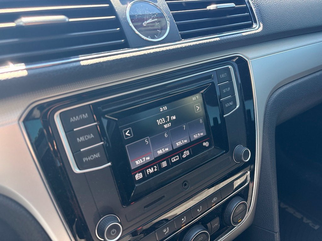 2016 Volkswagen Passat 1.8T S
