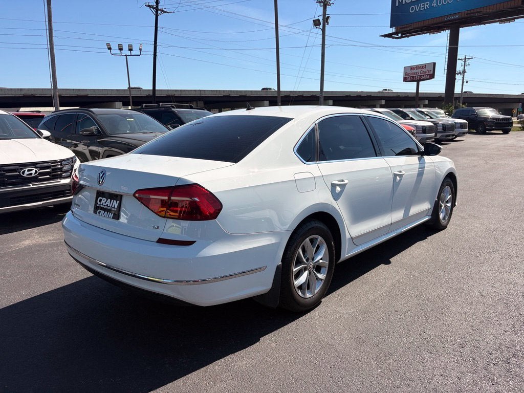 2016 Volkswagen Passat 1.8T S