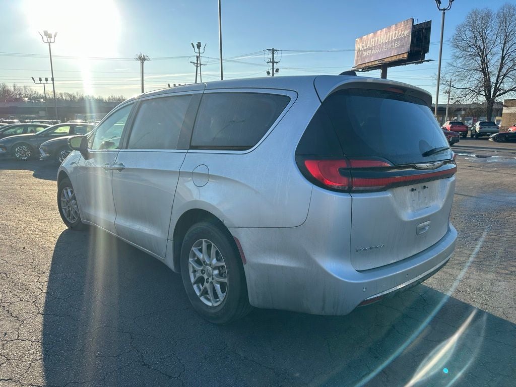 2024 Chrysler Pacifica Touring L