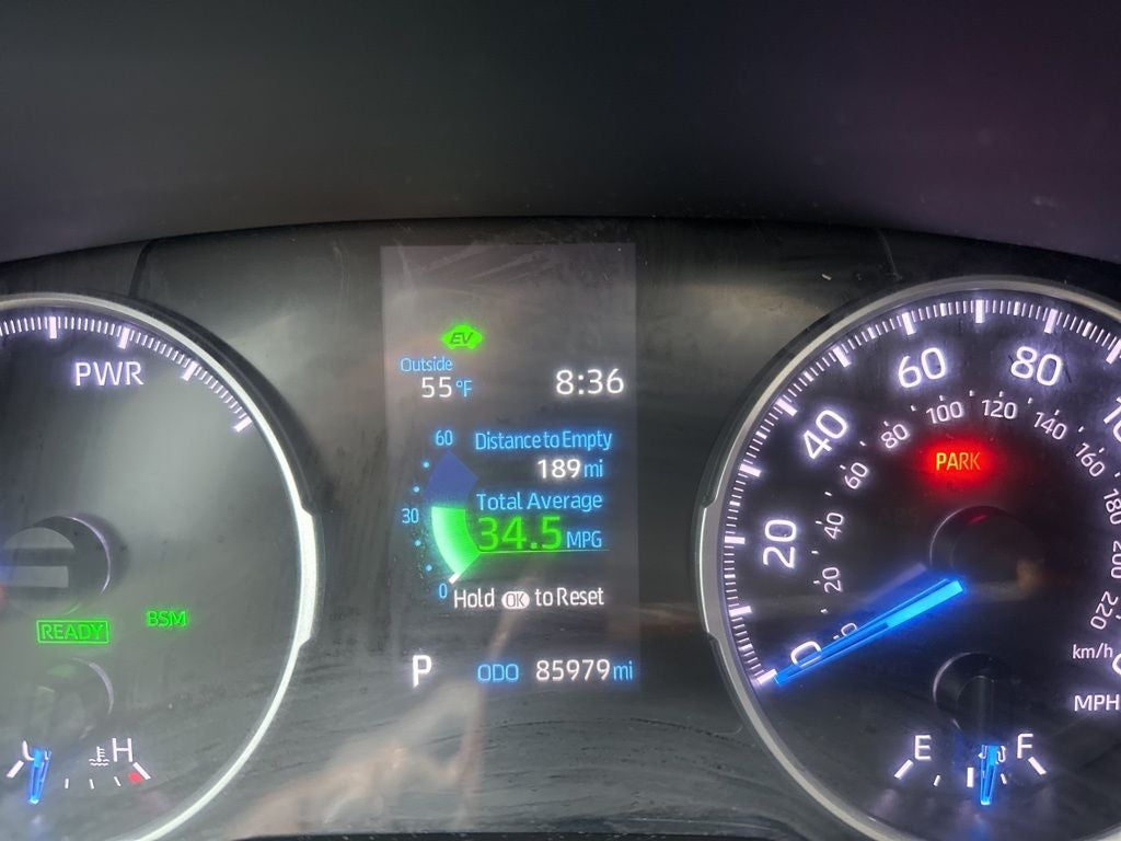 2022 Toyota RAV4 Hybrid XLE