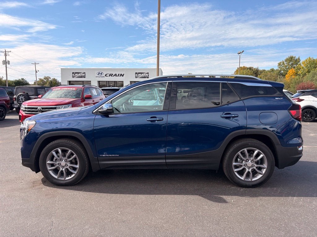 2023 GMC Terrain SLT