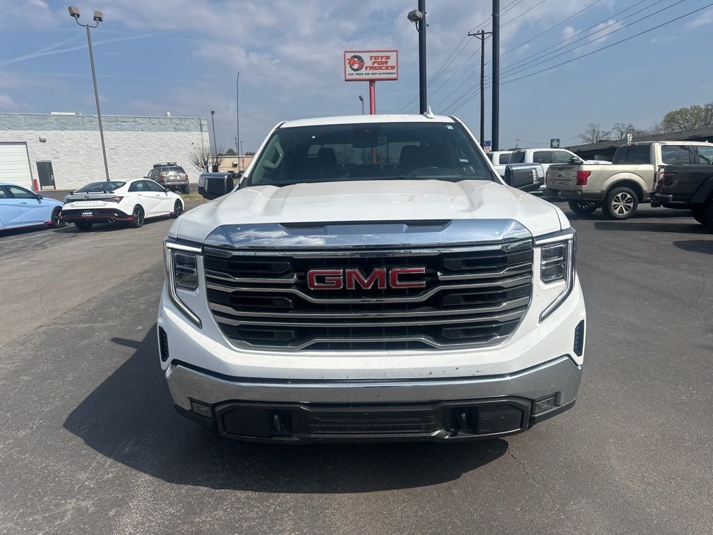 2025 GMC Sierra 1500 SLT