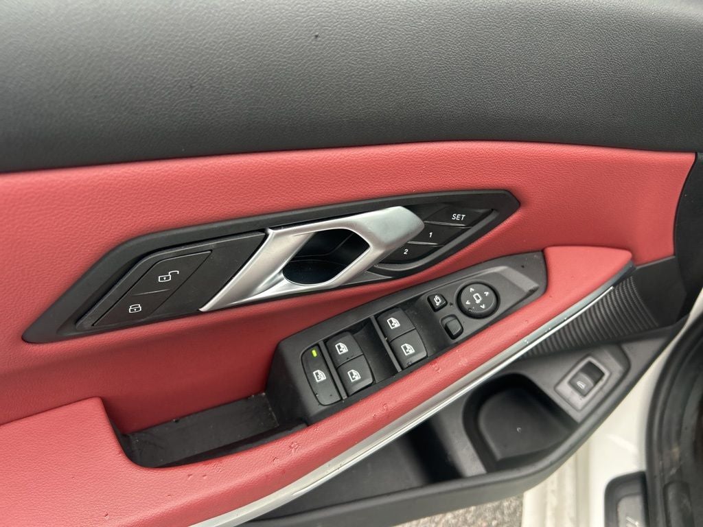 2025 BMW 3 Series 330i