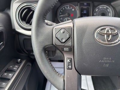 2023 Toyota Tacoma TRD Off-Road V6 / One Owner / Clean Carfax