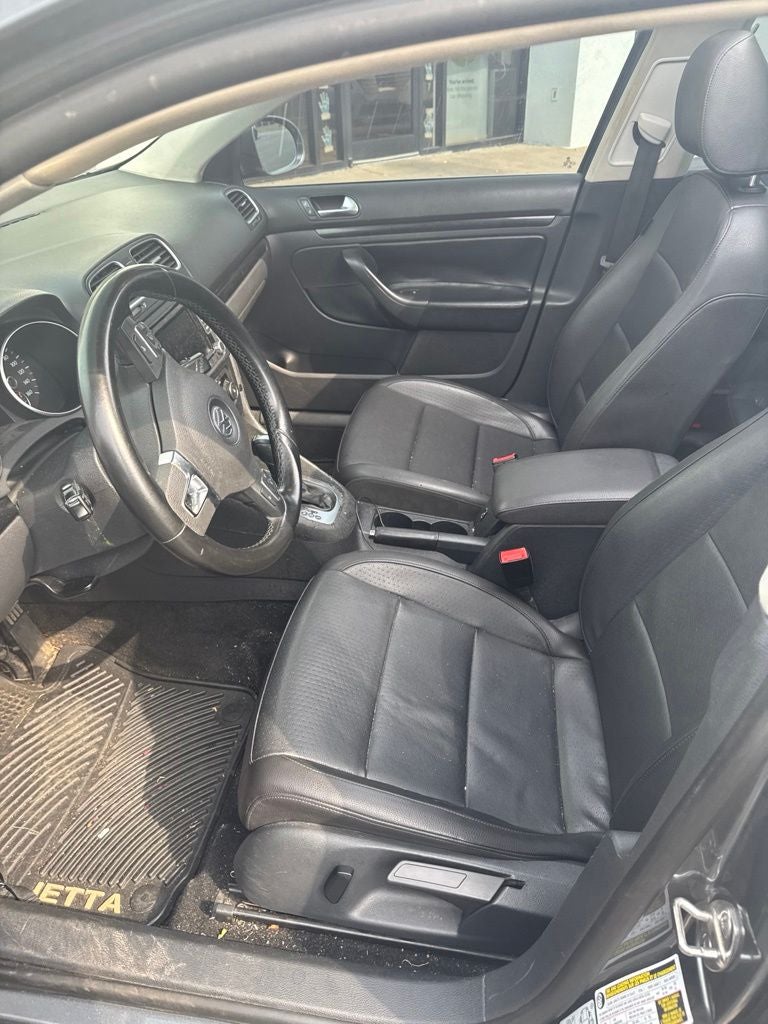 2012 Volkswagen Jetta SportWagen Base