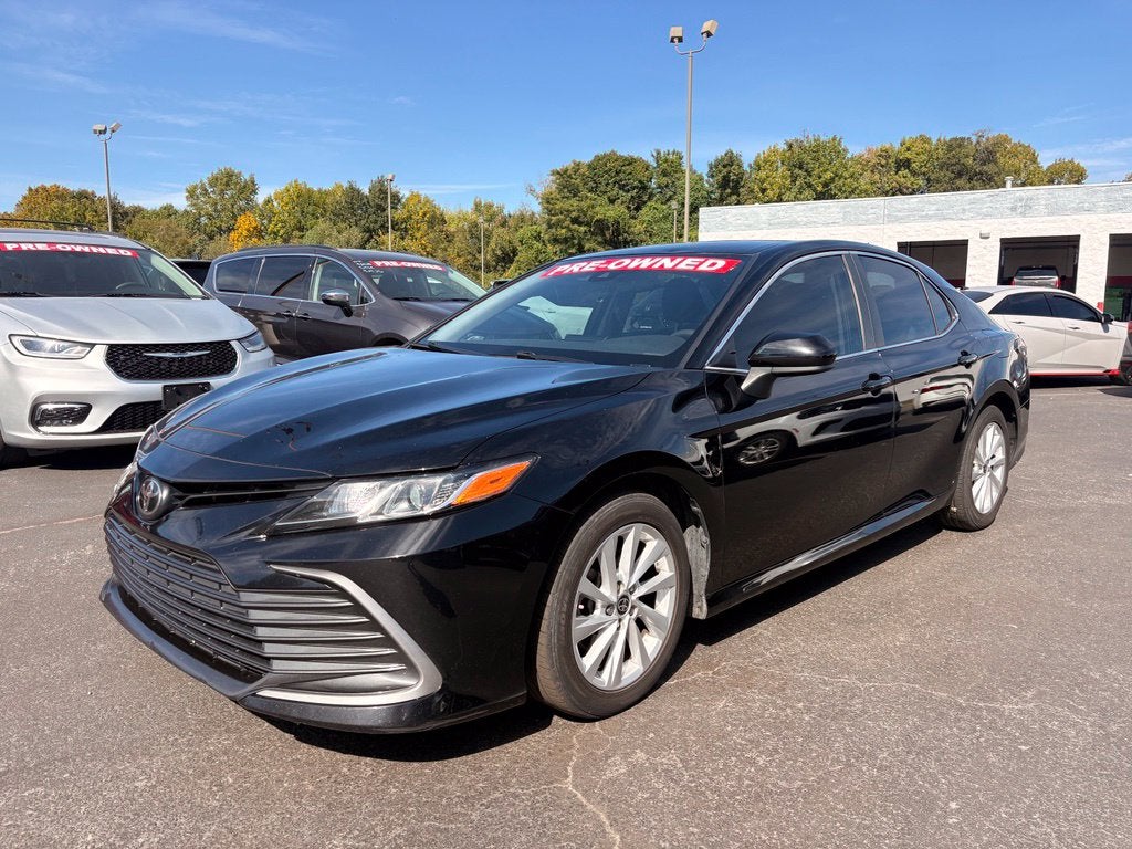 2022 Toyota Camry LE