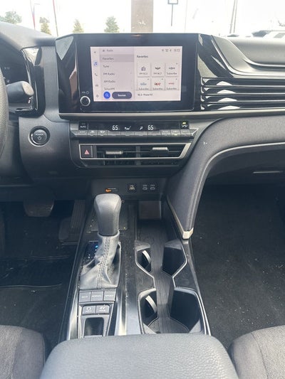 2025 Toyota Camry LE