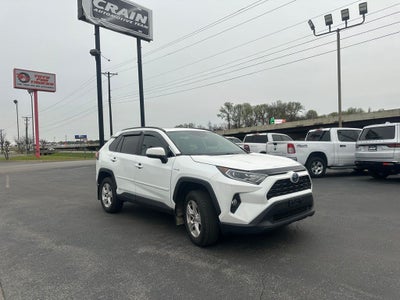 2021 Toyota RAV4 Hybrid XLE
