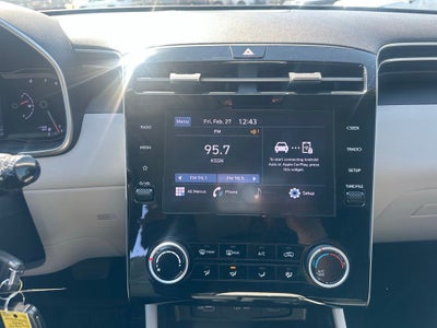 2022 Hyundai Tucson SE