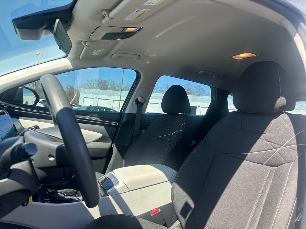 2022 Hyundai Tucson SE