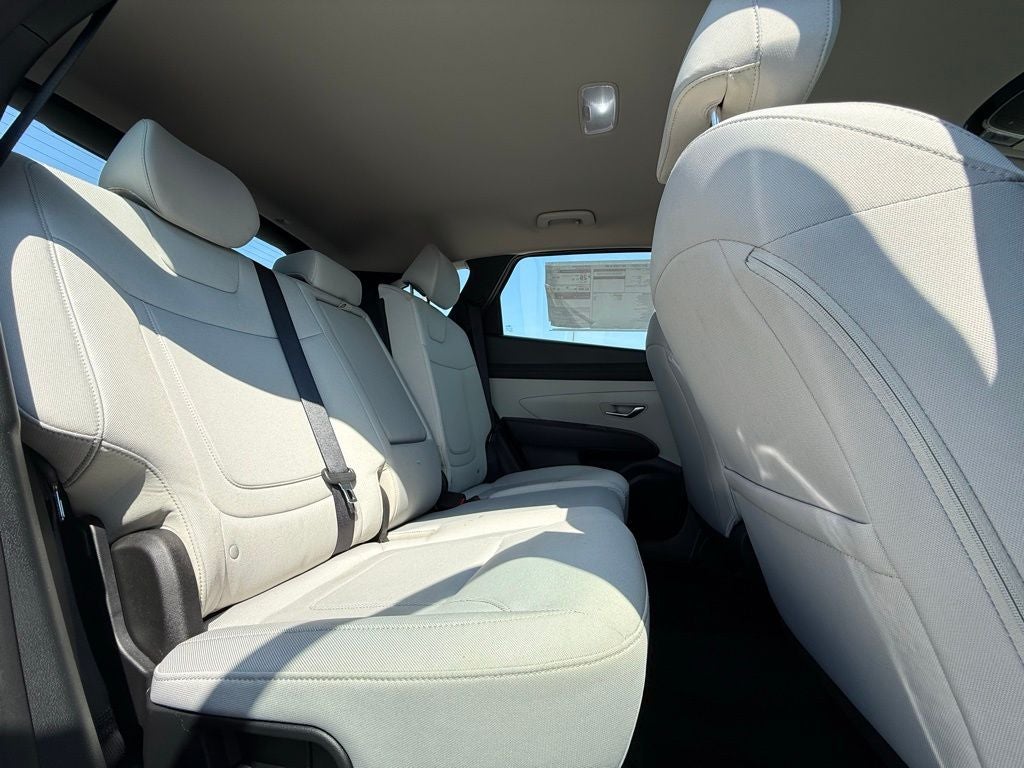 2025 Hyundai Tucson SE