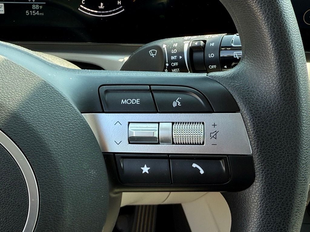 2025 Hyundai Tucson SE