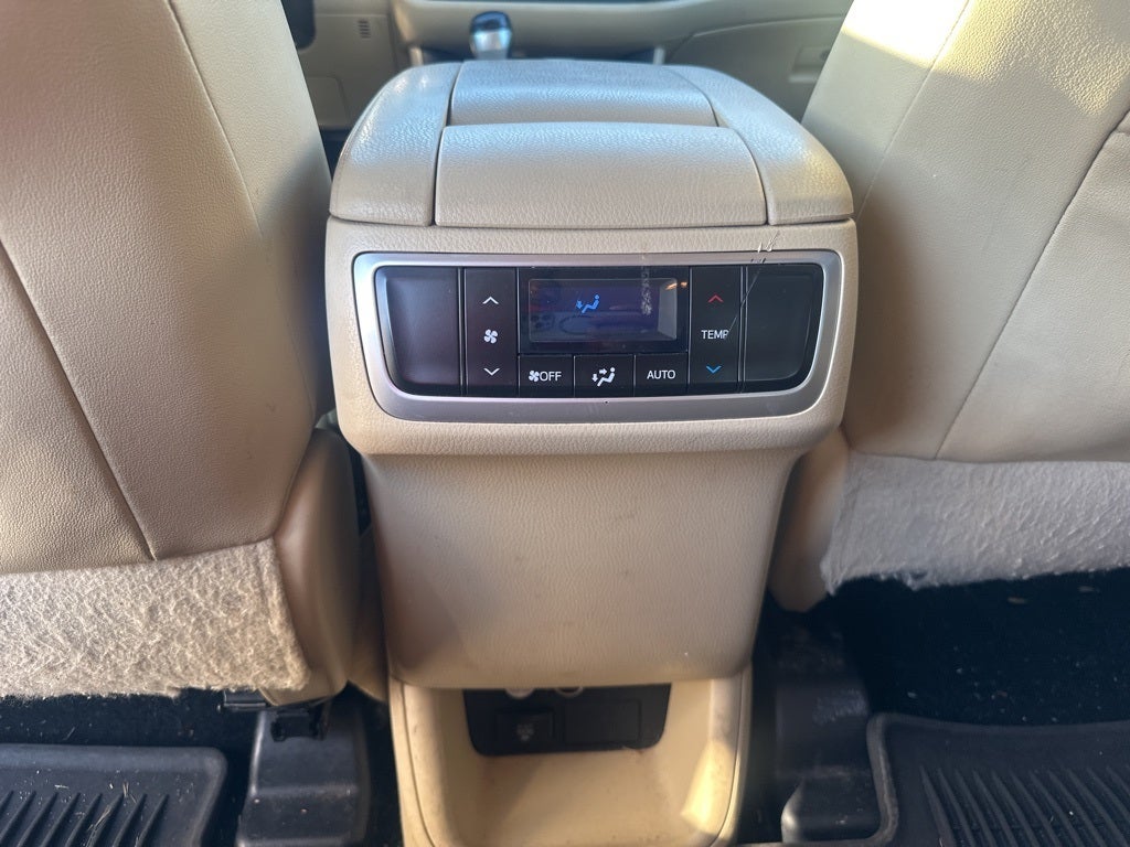2014 Toyota Highlander XLE V6
