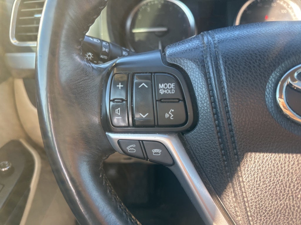 2014 Toyota Highlander XLE V6