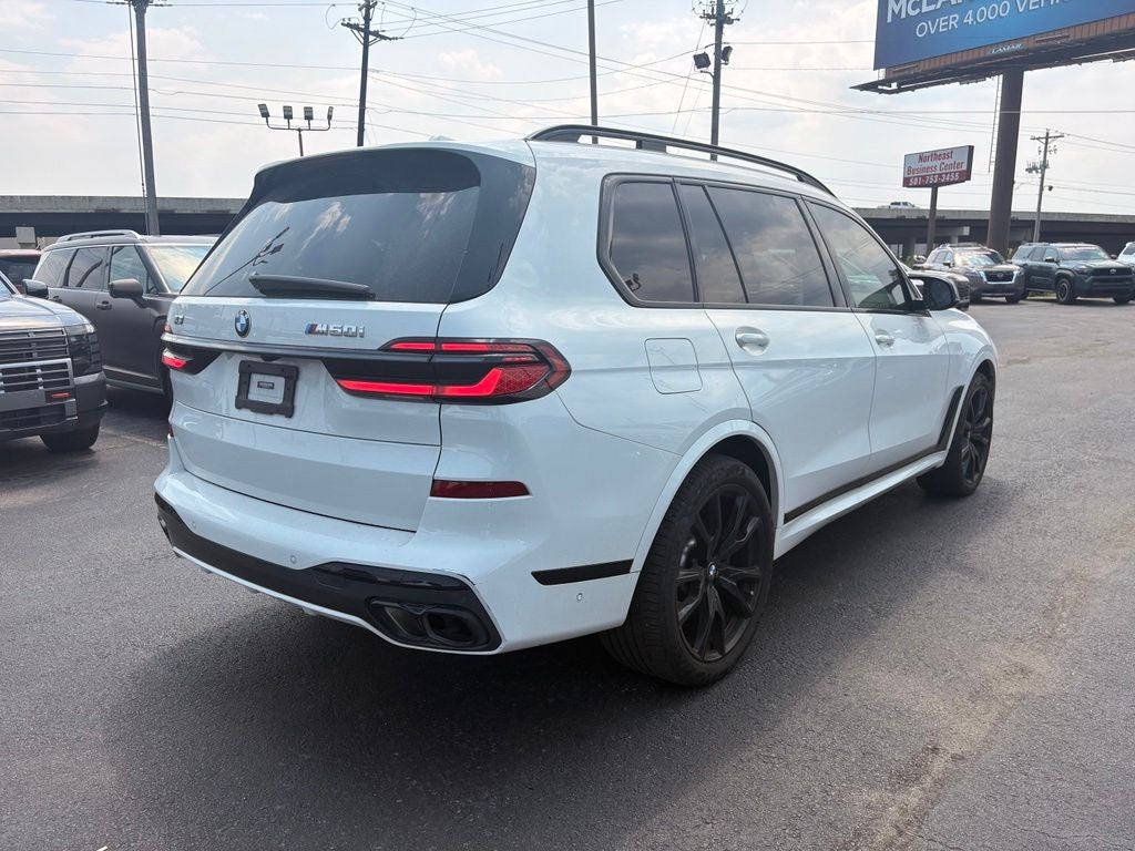 2024 BMW X7 M60i